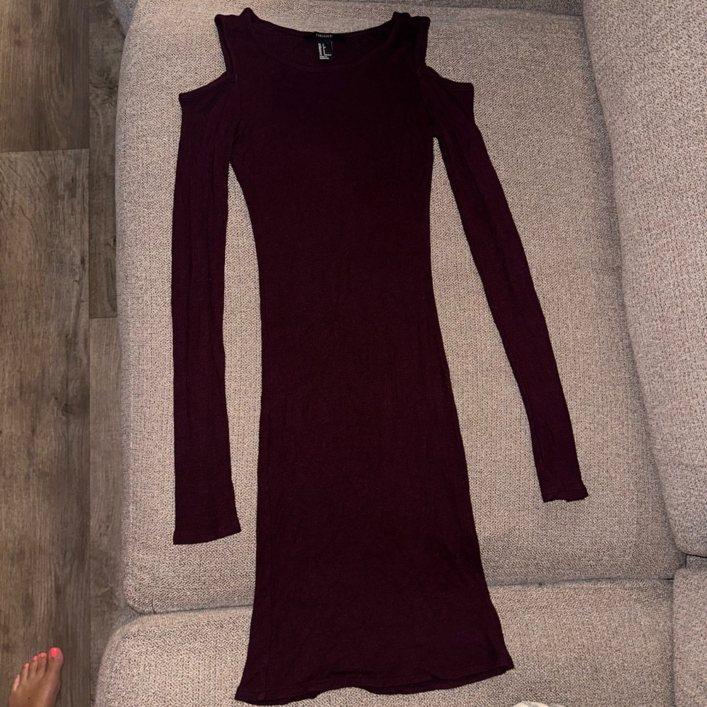 Burgundy/ purplish fitted dress